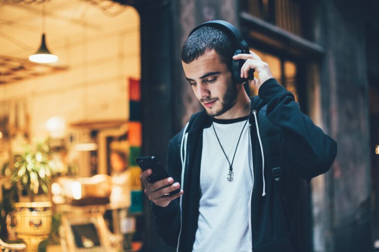 Apple’s iPhone Climbs the List of the Top Gadgets in Forbes Magazine